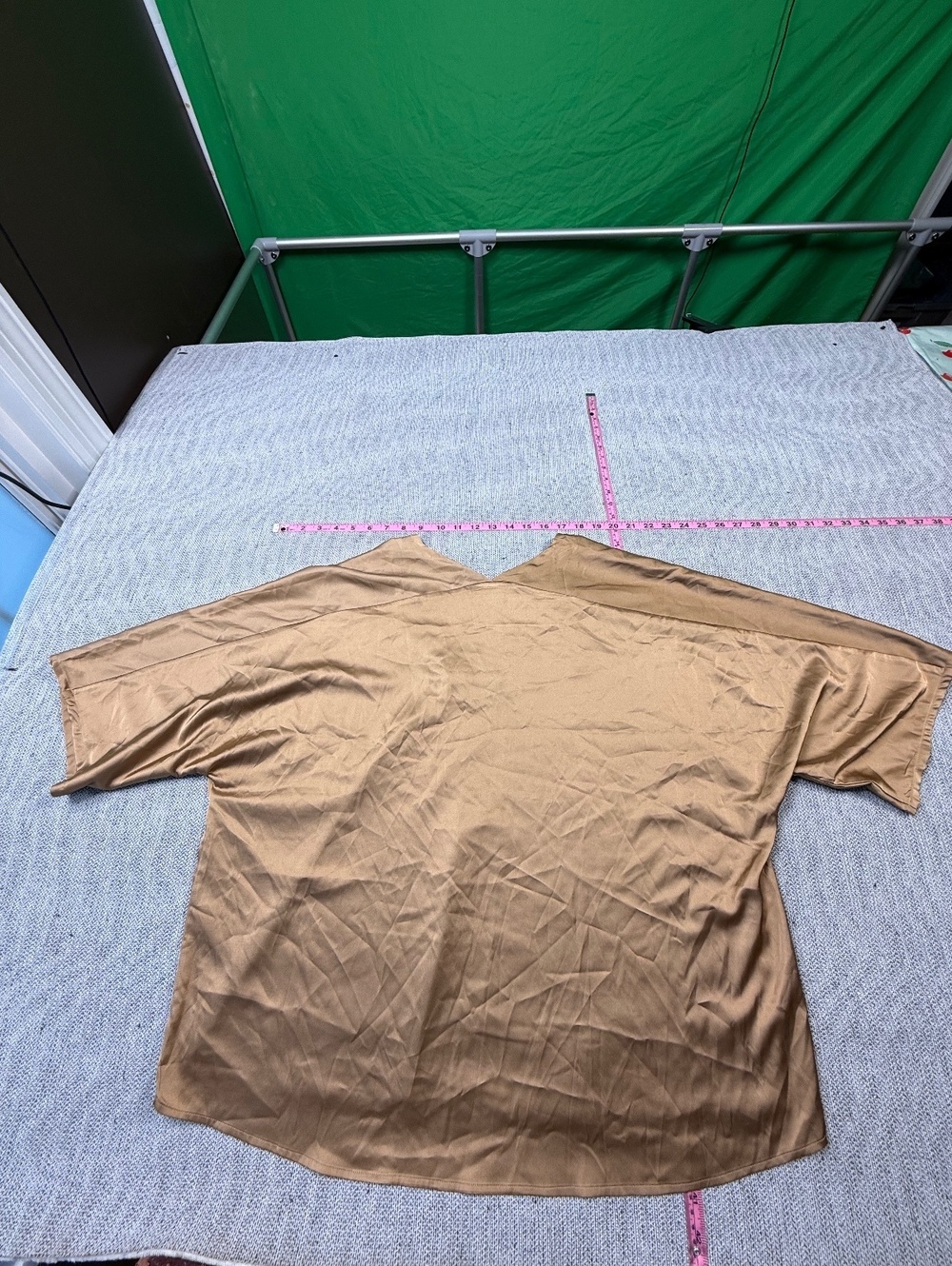 Banana Republic XL Brown V-Neck Top - Picture 6 of 10